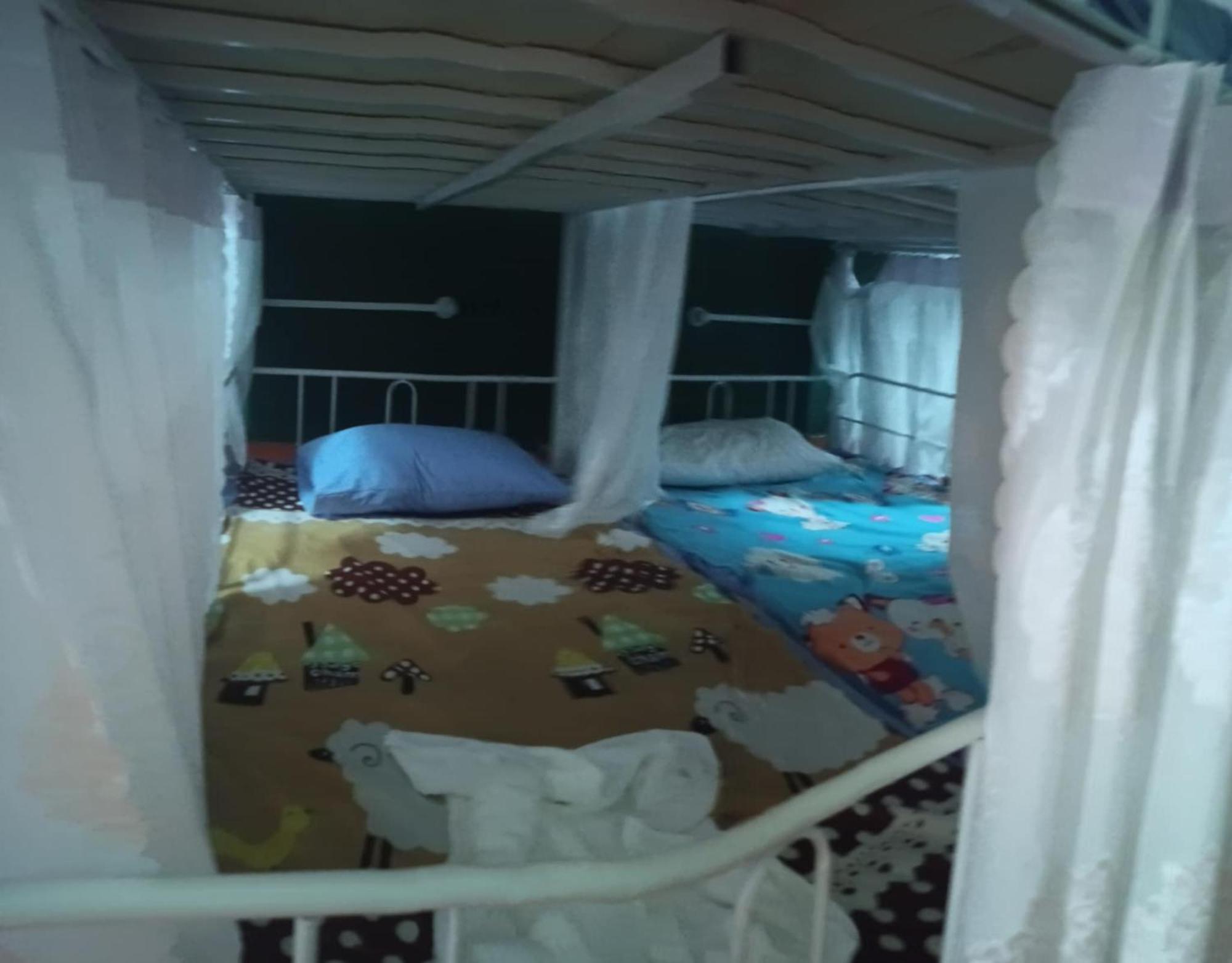 Hostel Neva Paris Pakse Buitenkant foto